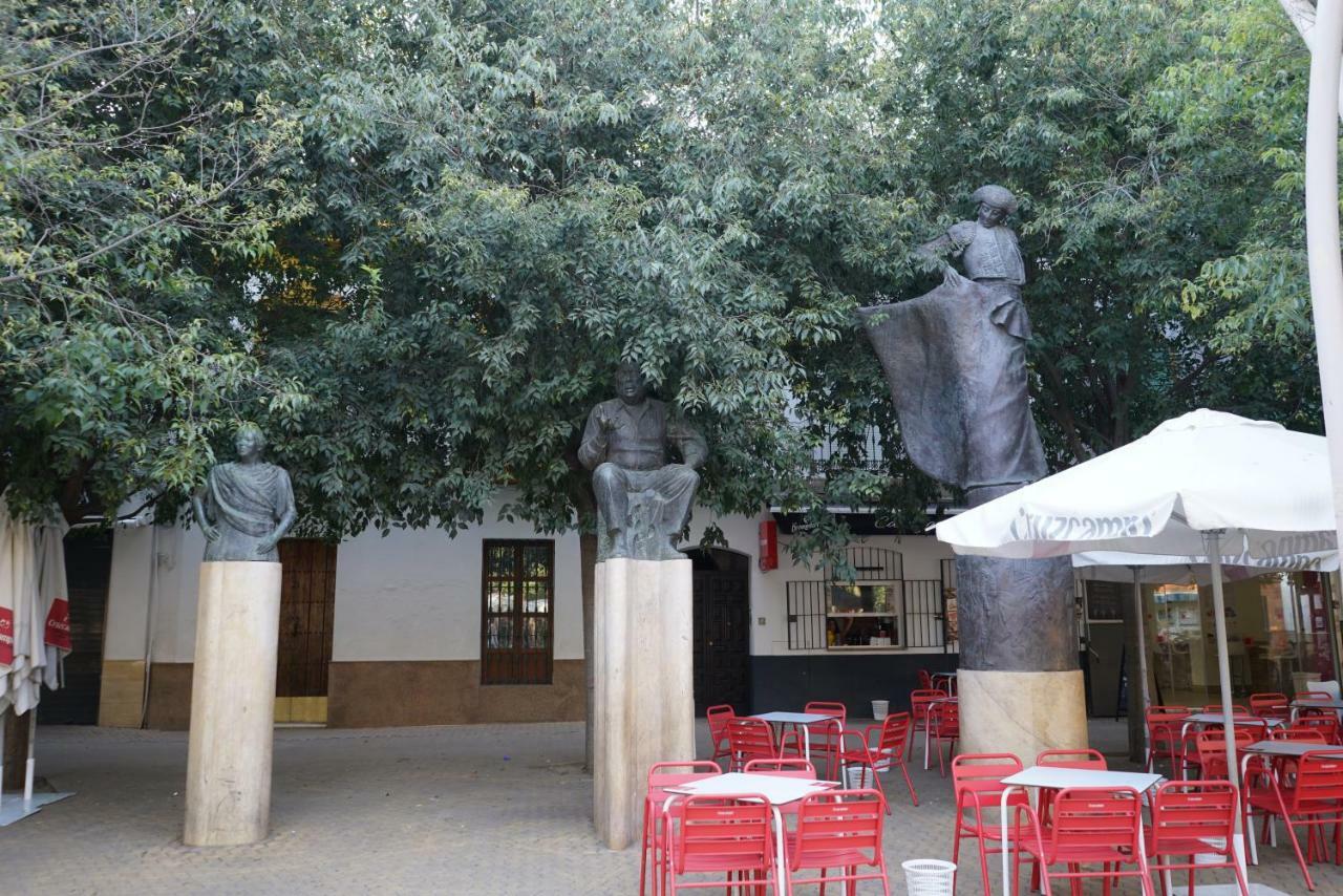 Atico con terraza en Alameda de Hercules Sevilla Exterior foto